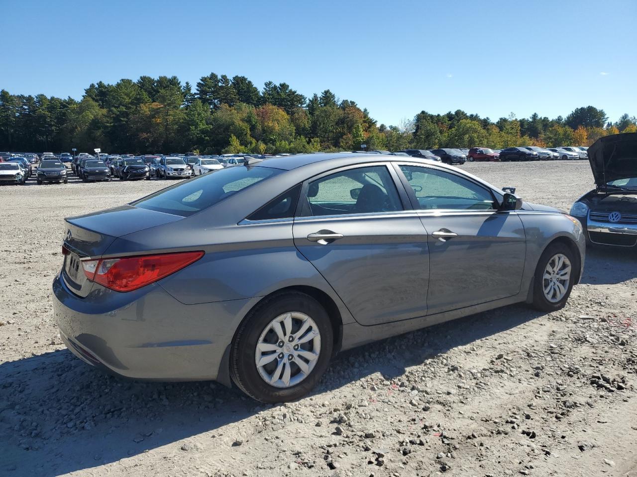2012 Hyundai Sonata Gls - Image 3