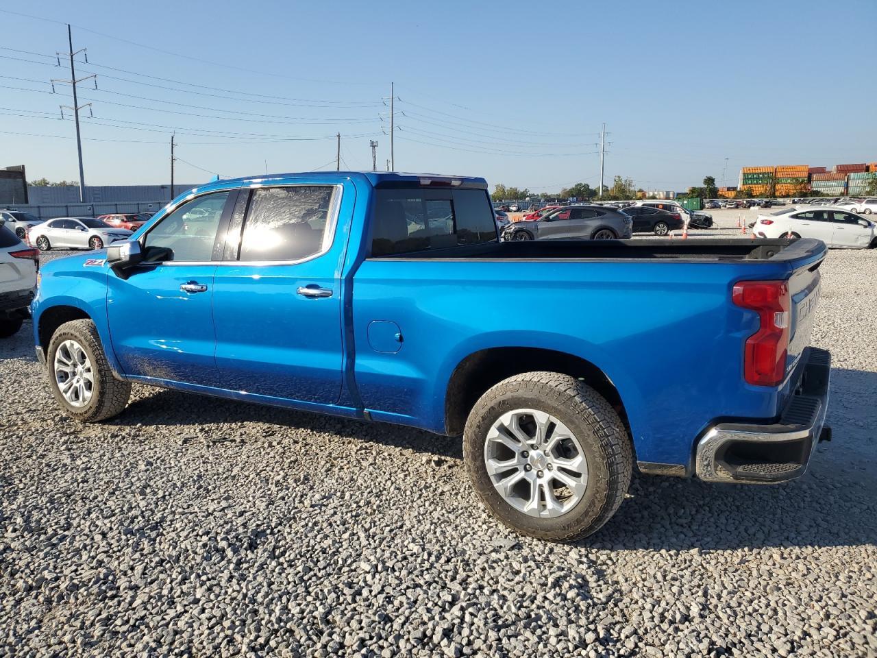 2023 Chevrolet Silverado K1500 Ltz - Фото 2