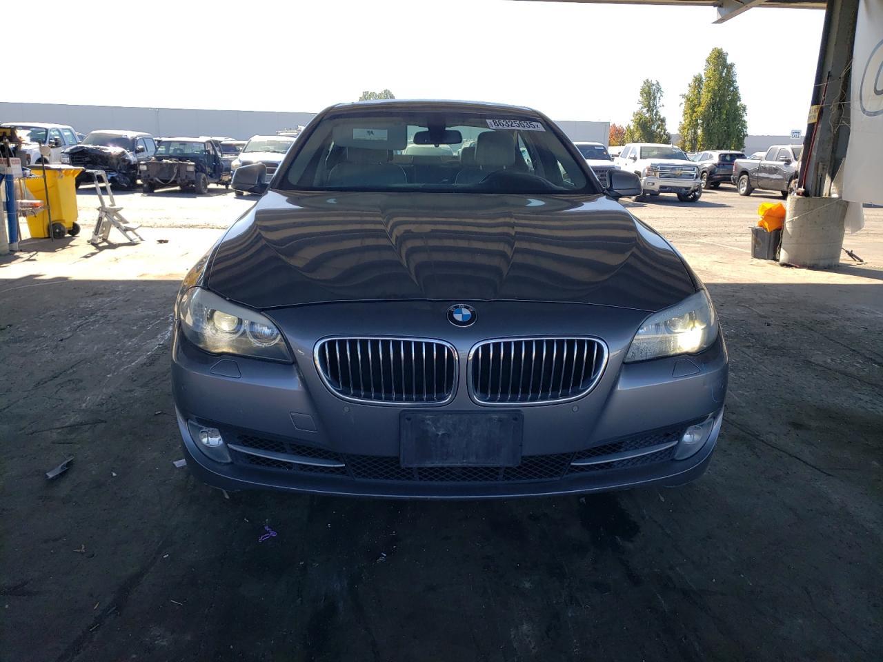 2013 BMW 528 I - Фото 5