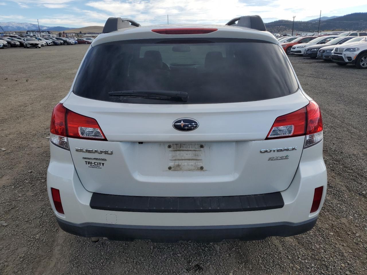 2012 Subaru Outback 2.5I Premium - Image 6