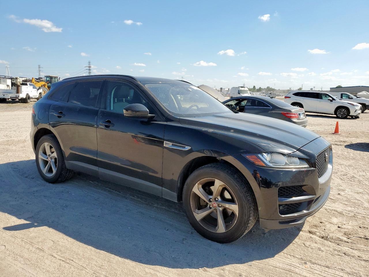 2018 Jaguar F-Pace Premium - Фото 4