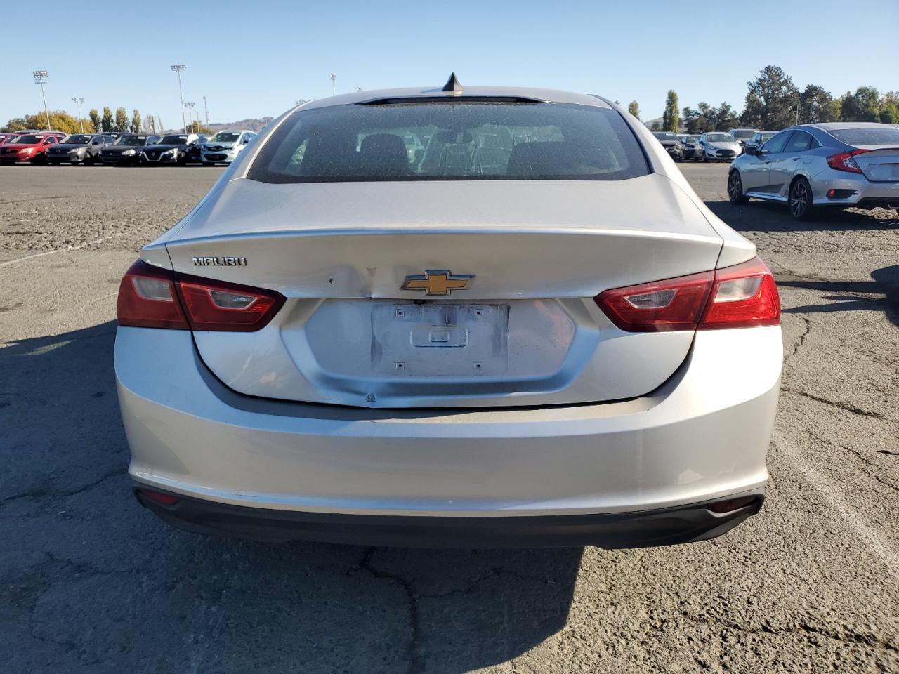 2017 Chevrolet Malibu Ls - Image 6