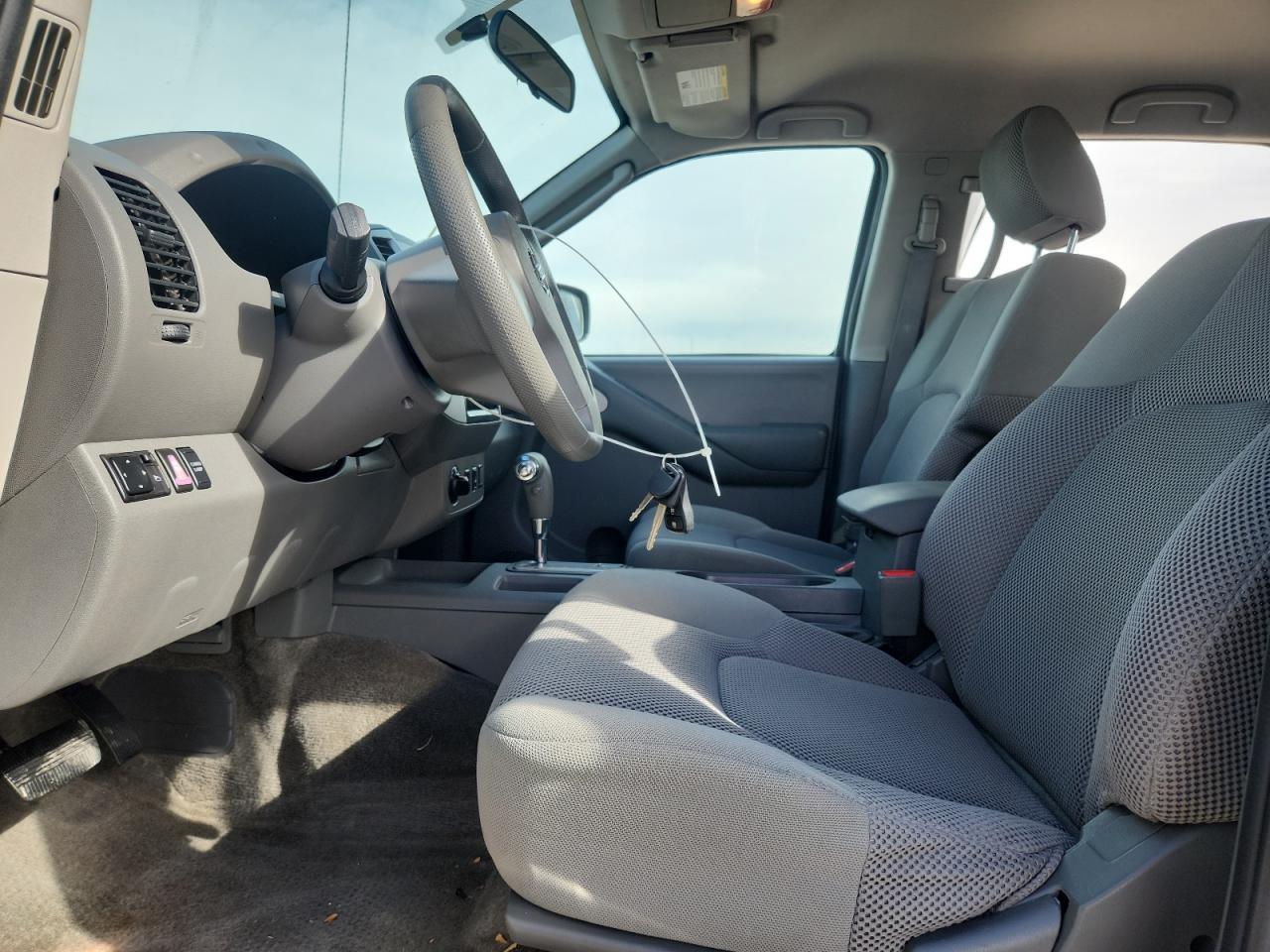 2010 Nissan Frontier Crew Cab Se - Image 7