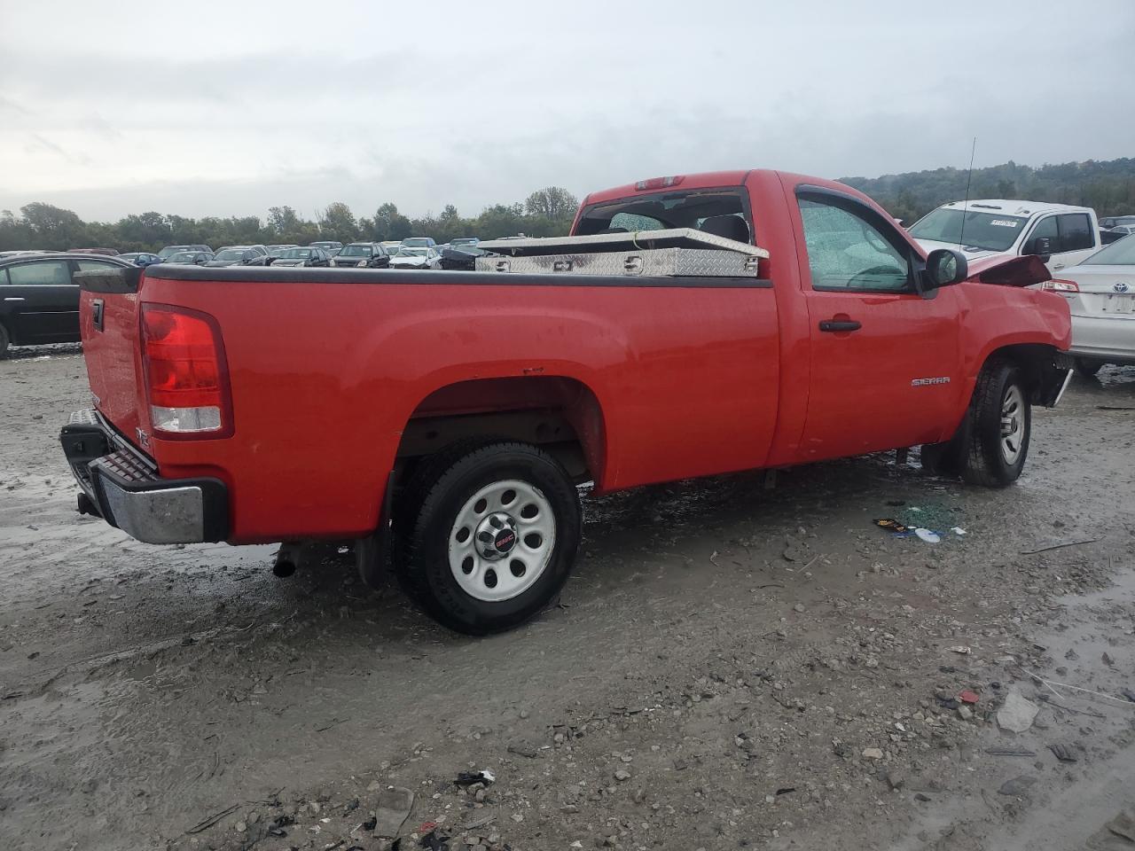 2010 GMC Sierra C1500 - Фото 3