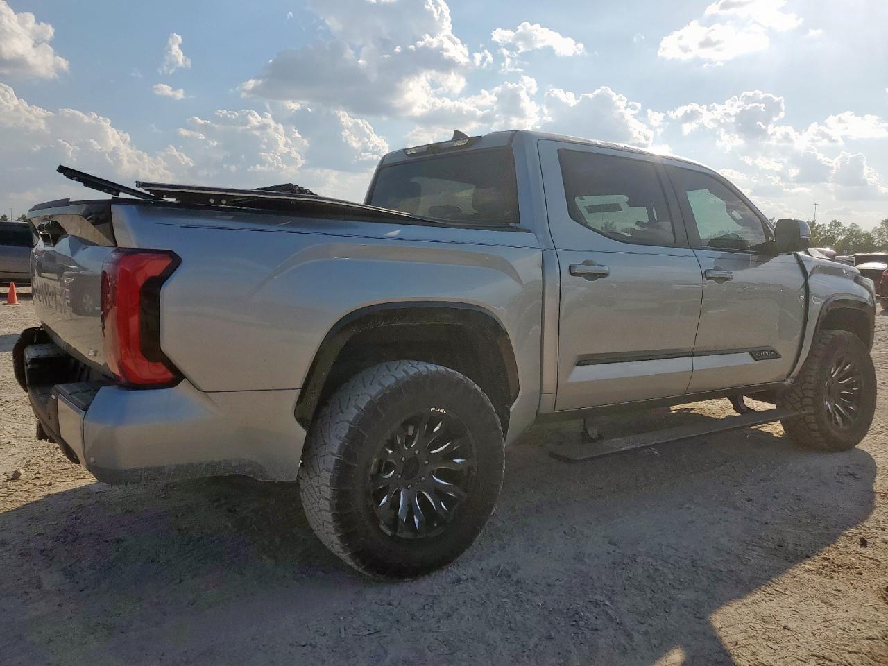 2024 Toyota Tundra Crewmax Platinum - Фото 3