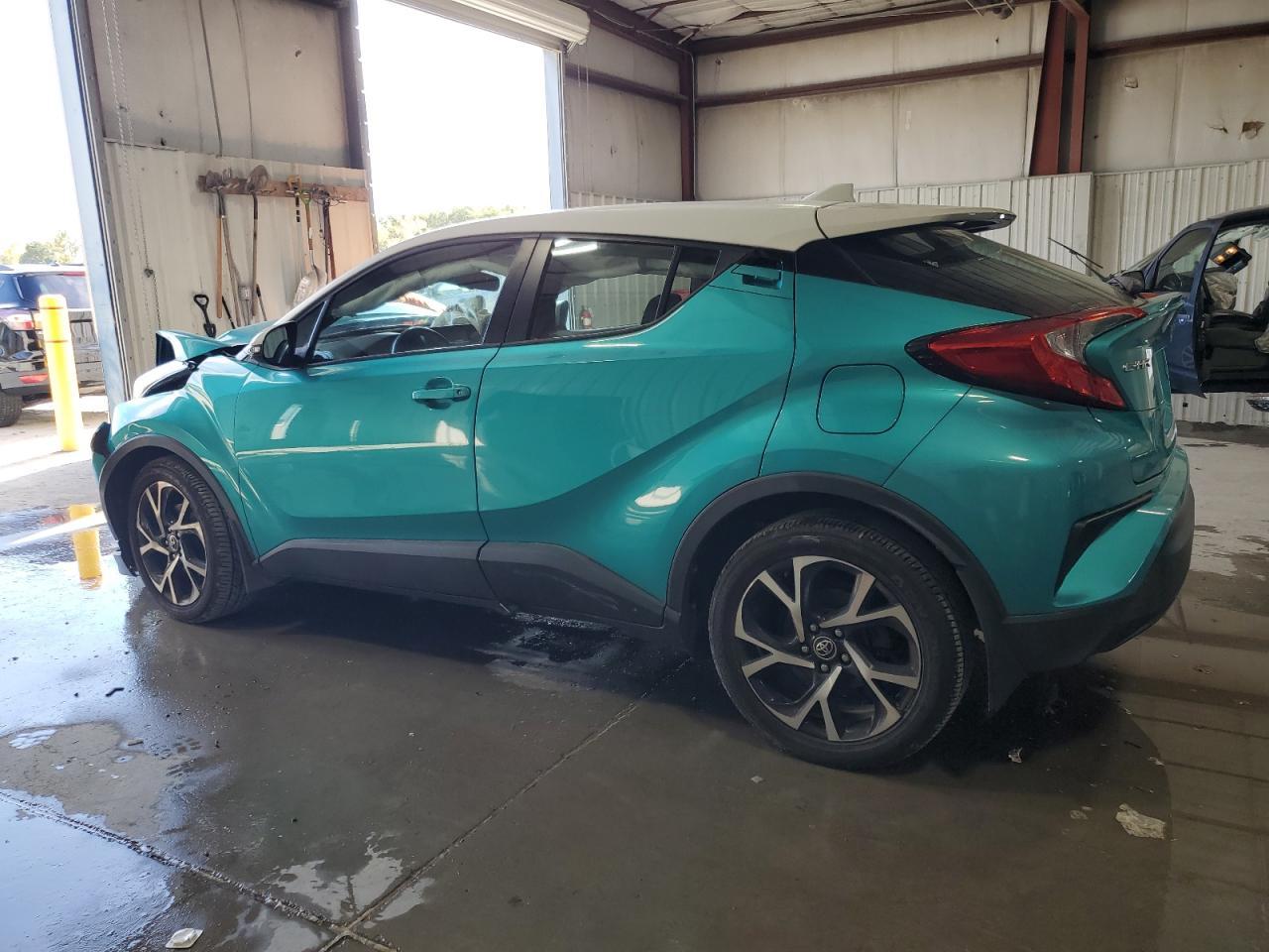 2018 Toyota C-Hr Xle Premium - Фото 2