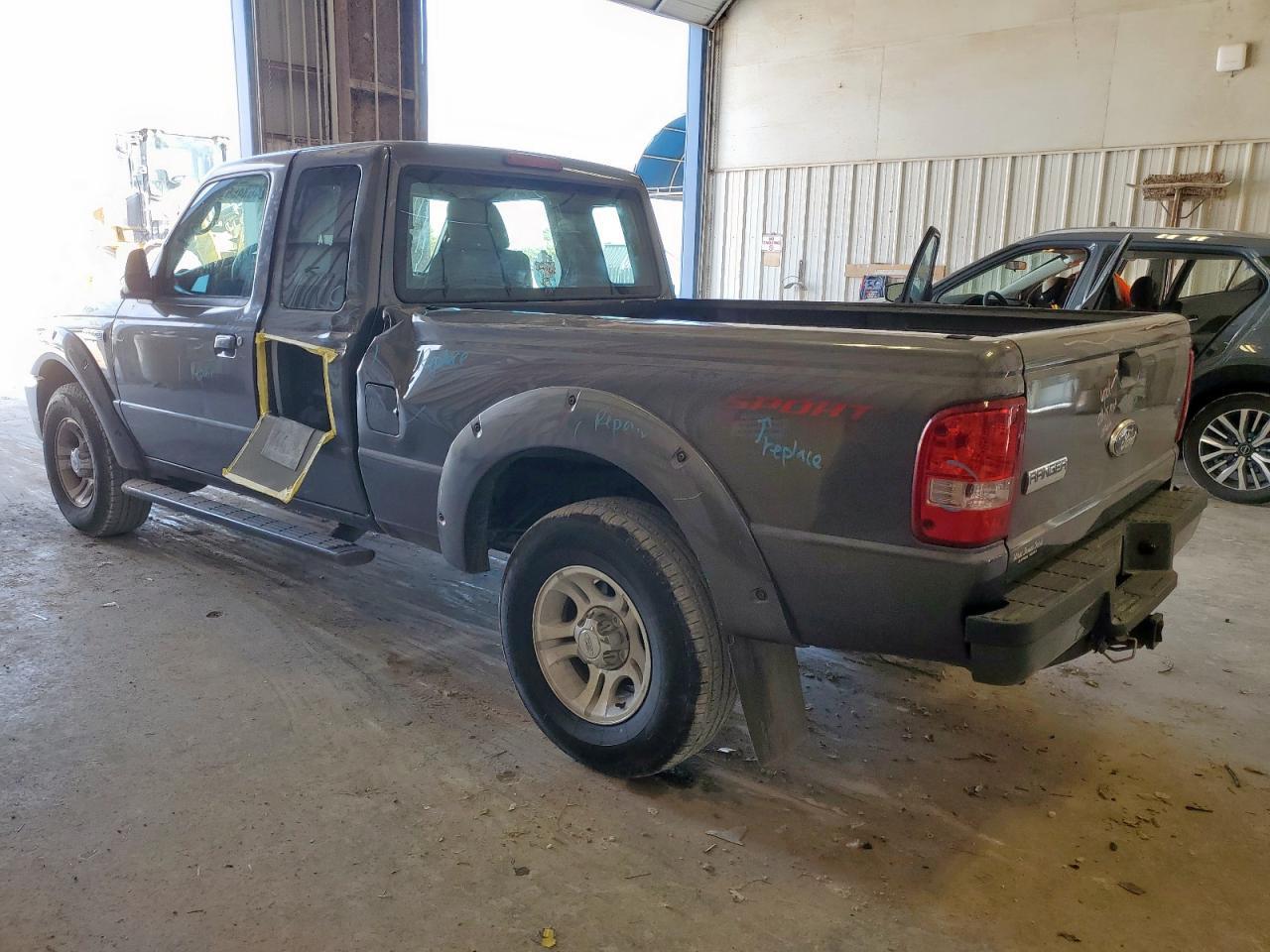 2011 Ford Ranger Super Cab - Фото 2