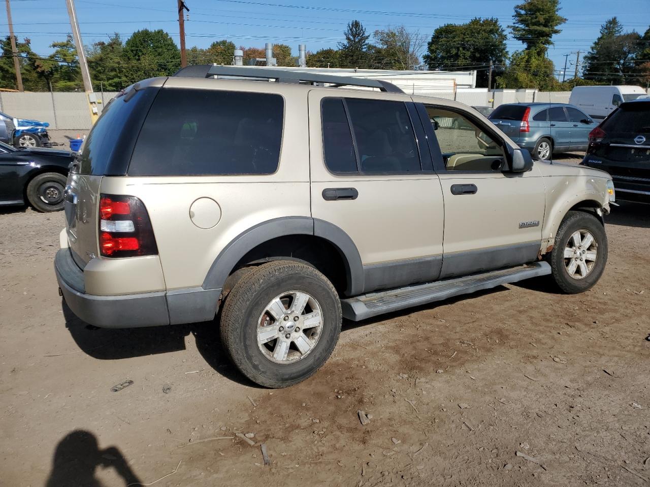 2006 Ford Explorer Xlt - Image 3