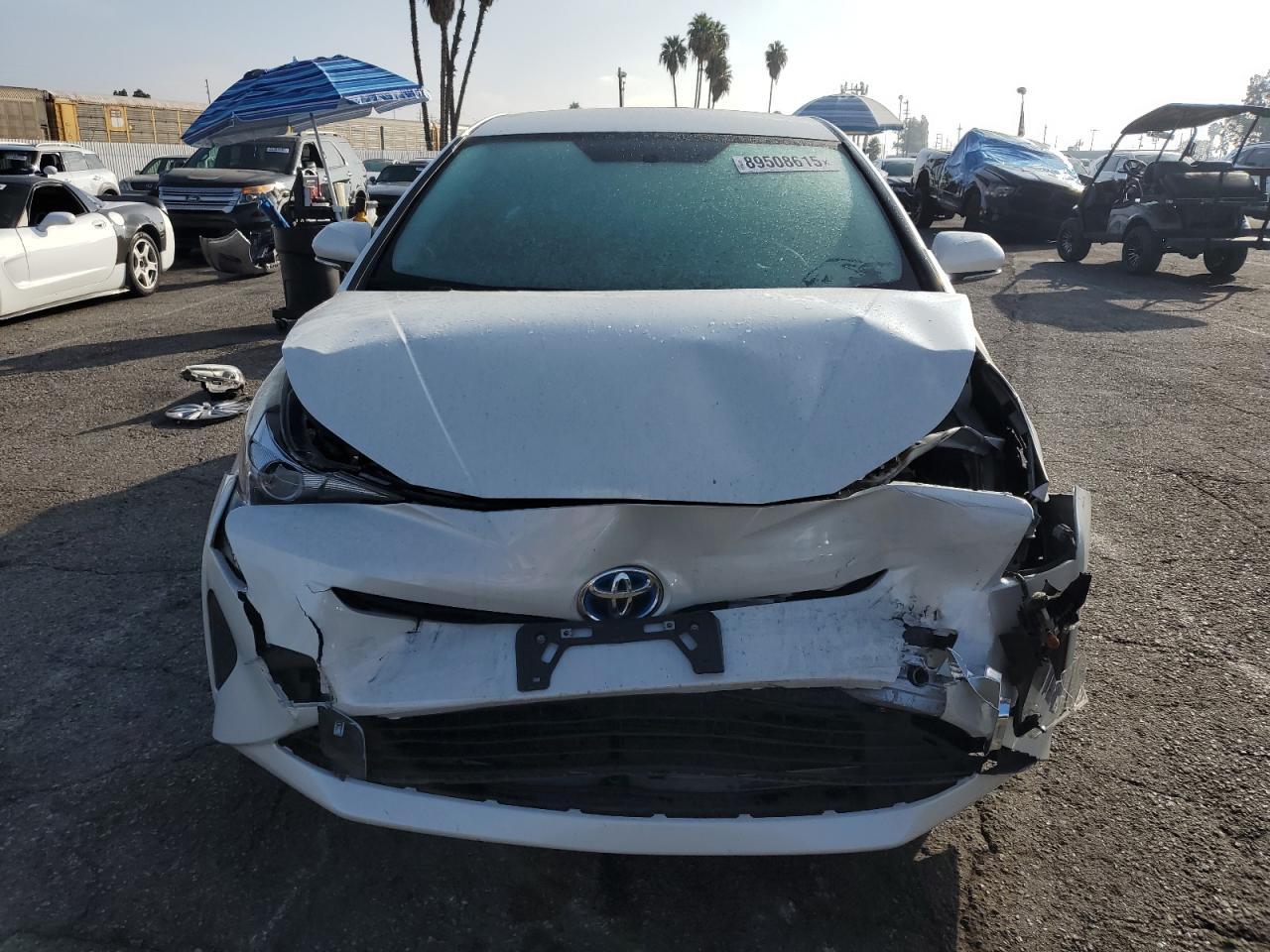 2016 Toyota Prius - Image 5