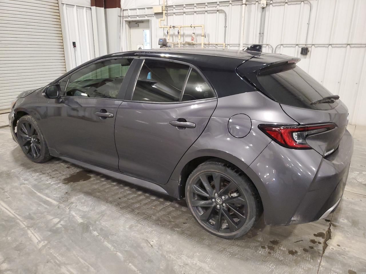 2023 Toyota Corolla Xse - Image 2