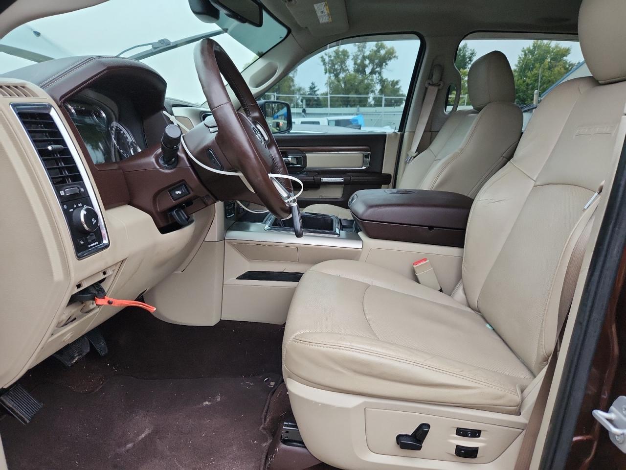 2014 Ram 1500 Laramie - Image 7