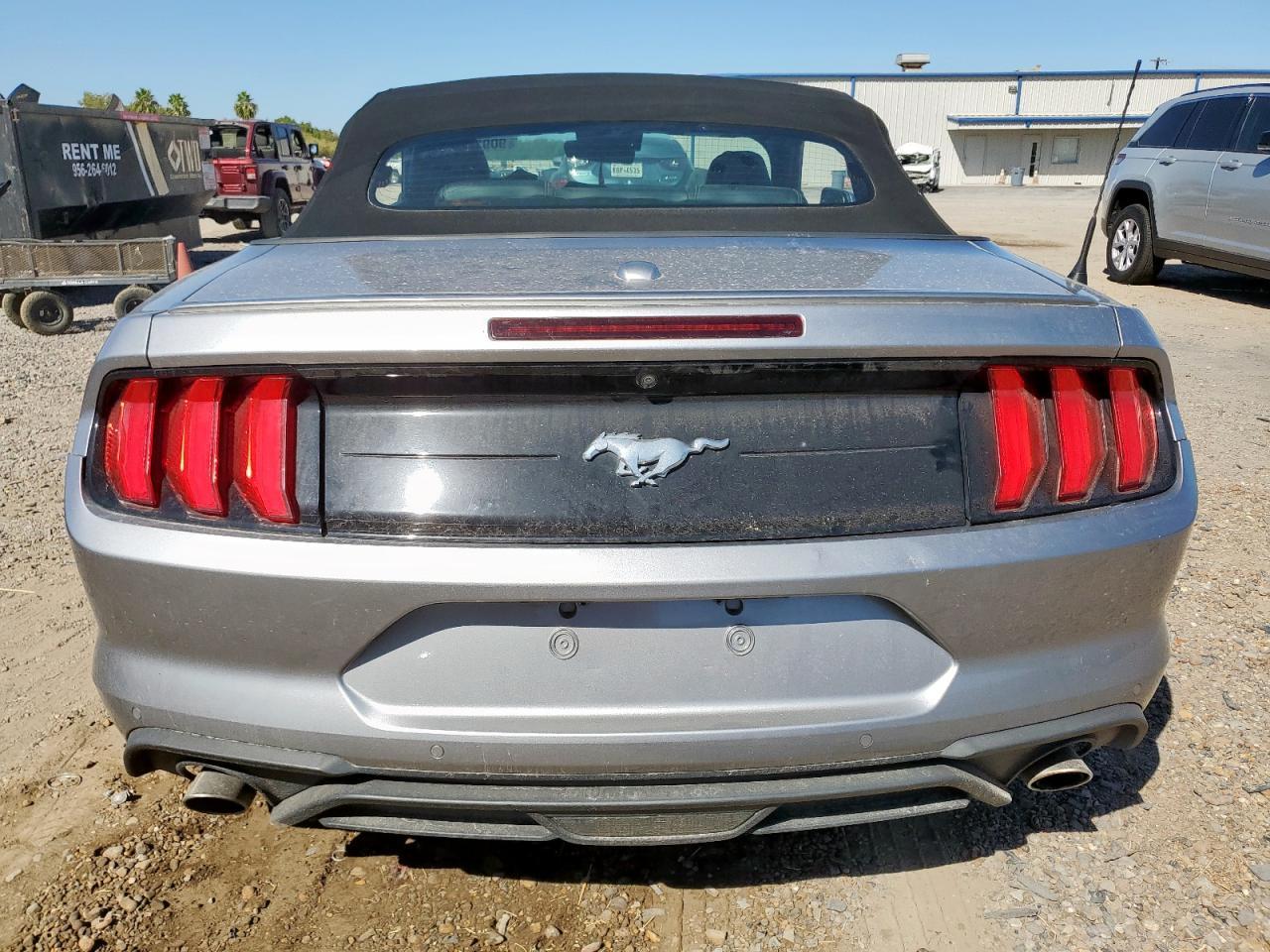 2022 Ford Mustang - Image 6