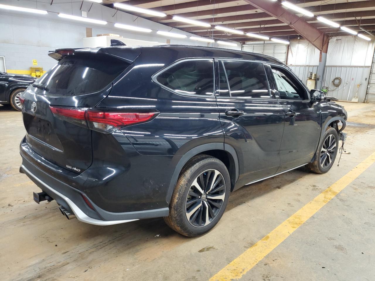2022 Toyota Highlander Xse - Фото 3