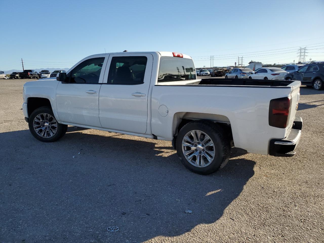 2016 Chevrolet Silverado K1500 - Фото 2
