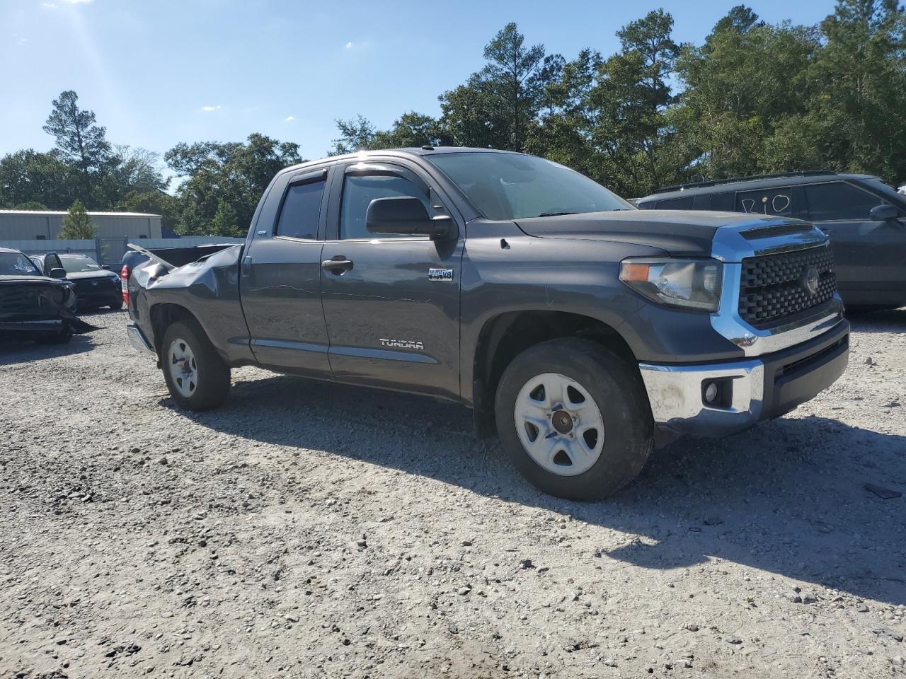 2018 Toyota Tundra Double Cab Sr - Image 4