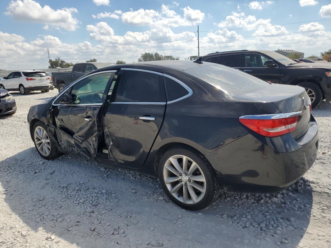 2014 Buick Verano - Фото 2