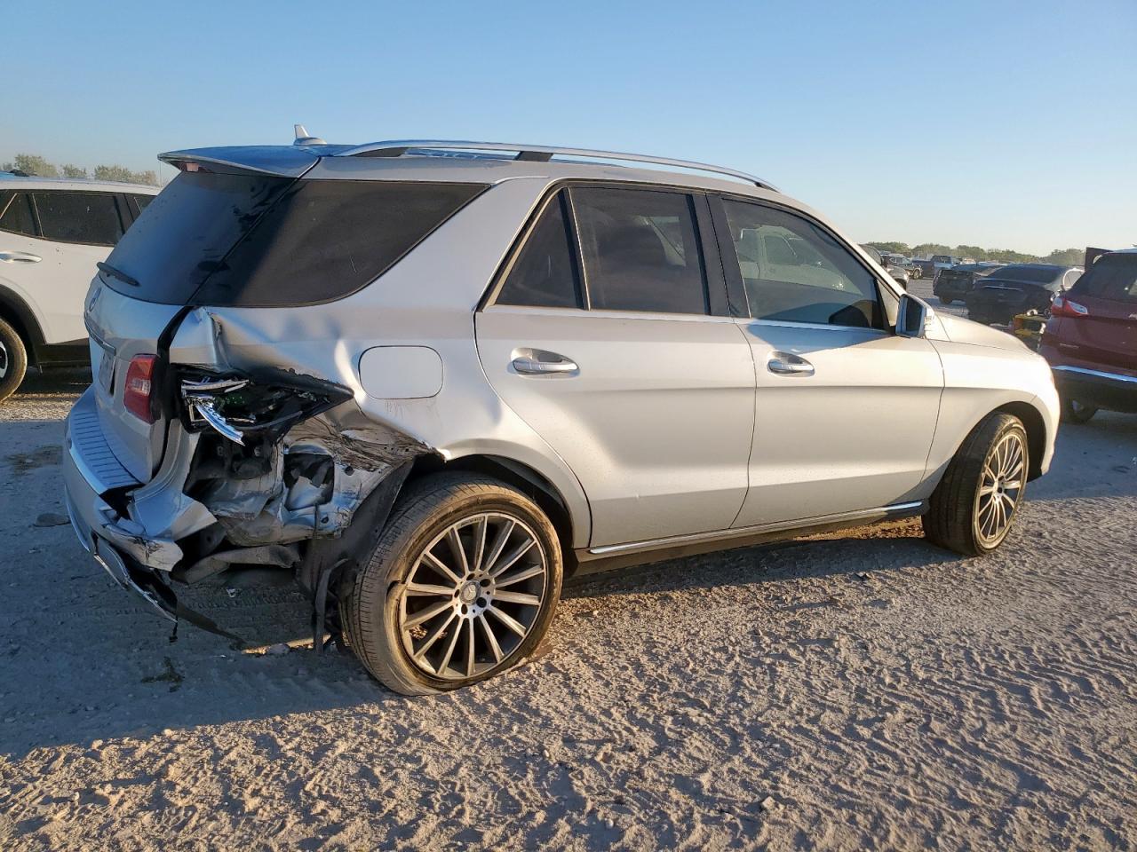 2015 Mercedes-Benz Ml 350 - Image 3