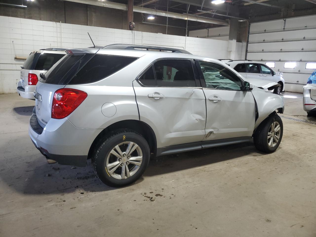 2015 Chevrolet Equinox - Фото 3