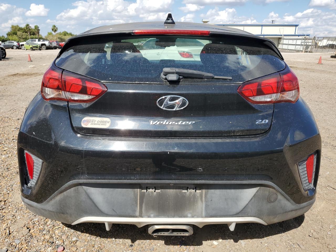 2020 Hyundai Veloster Base - Image 6