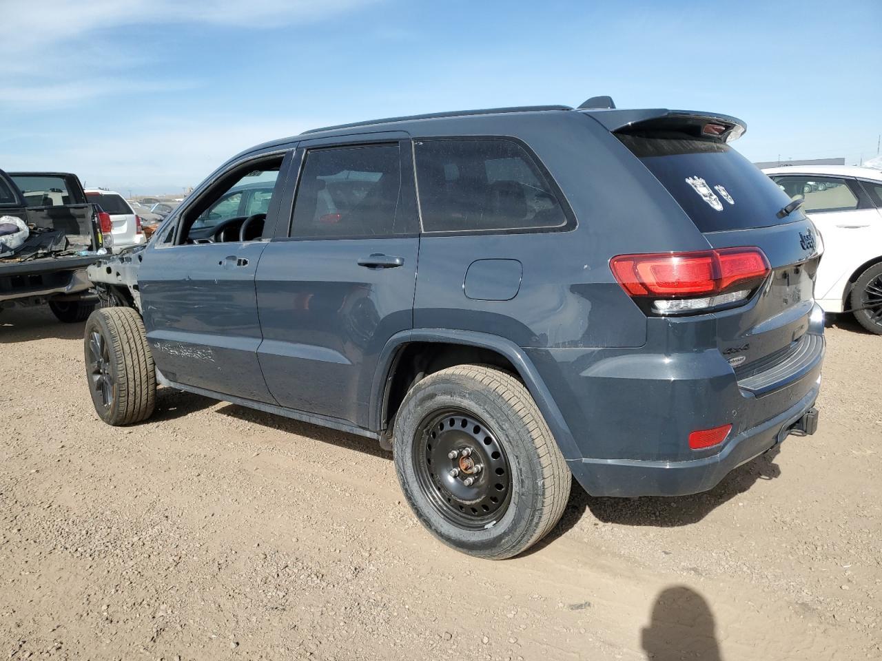 2017 Jeep Grand Cherokee Laredo - Фото 2