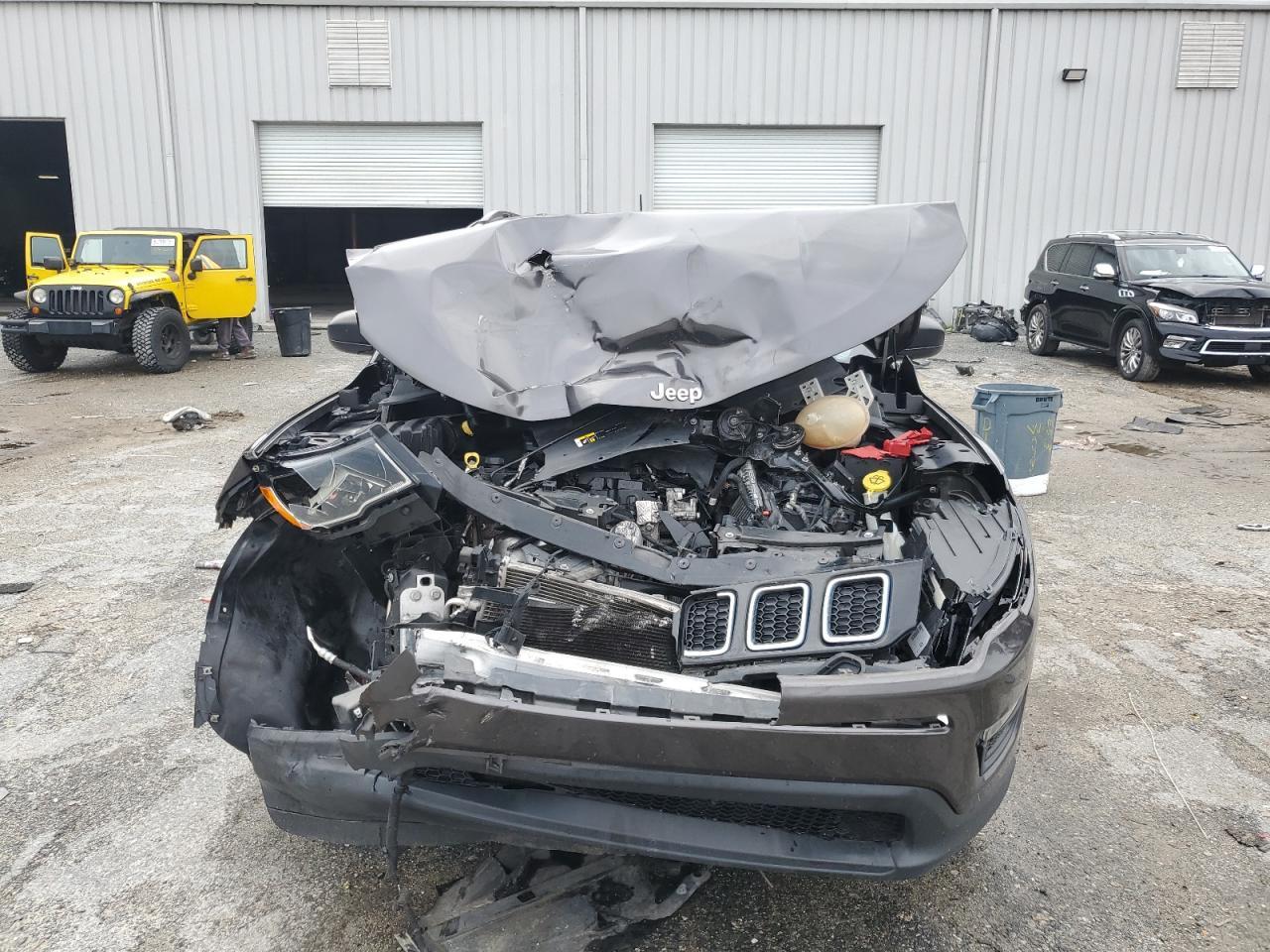 2021 Jeep Compass Sport - Фото 5