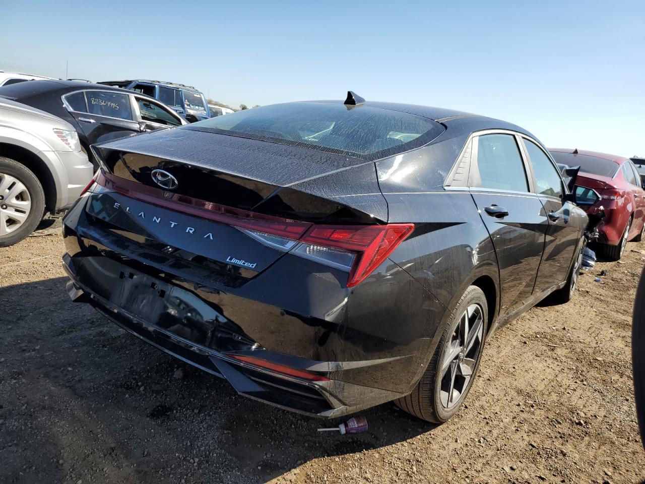 2023 Hyundai Elantra Limited - Image 3