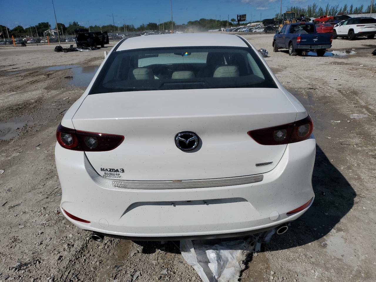2025 Mazda 3 Preferred - Image 6