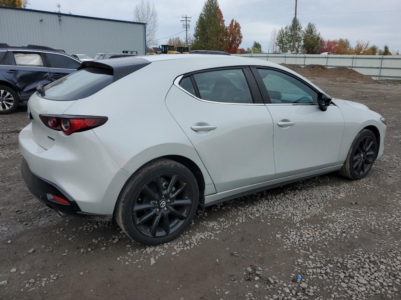 2024 Mazda 3 Select Sport - Фото 3