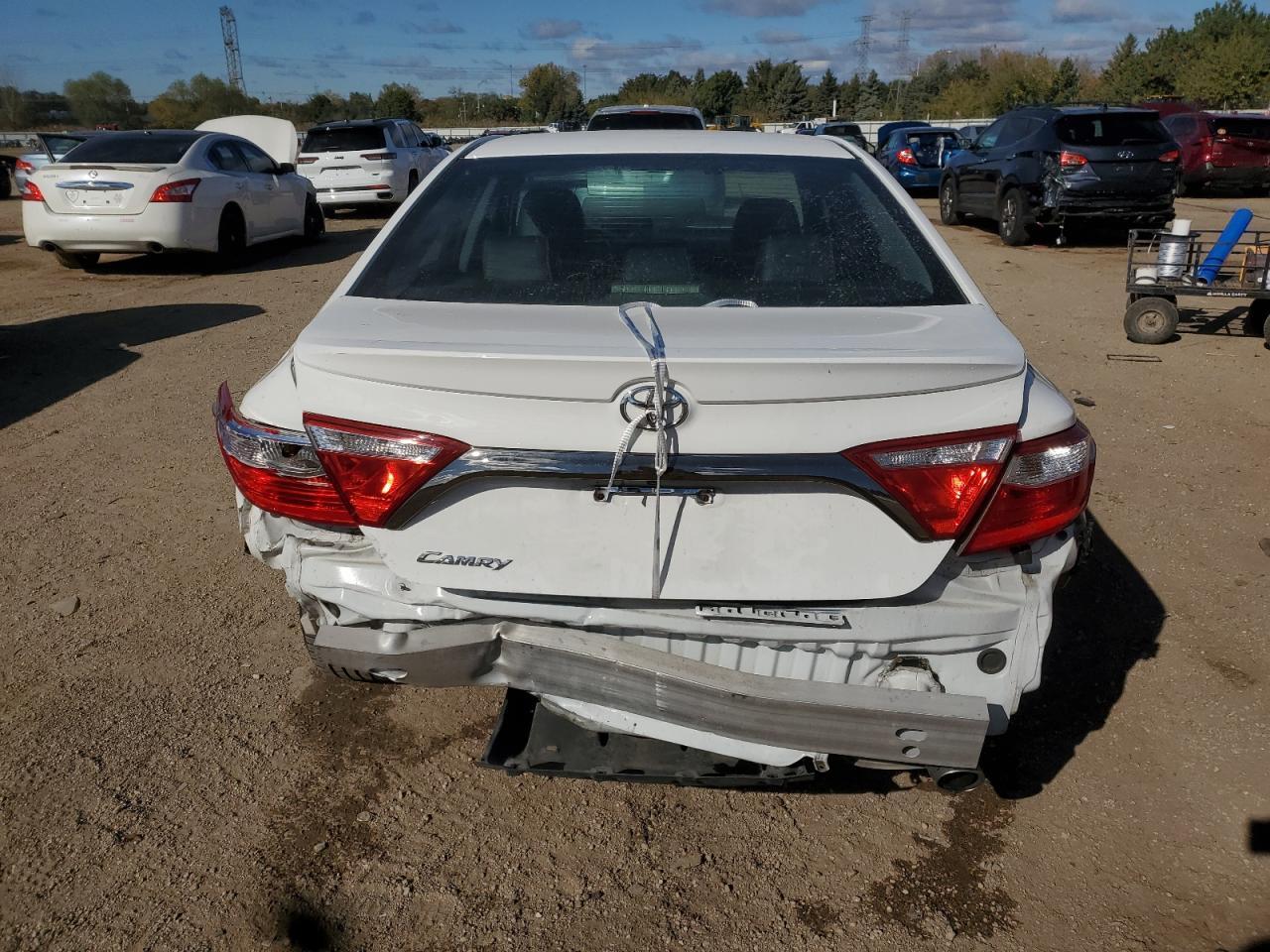 2016 Toyota Camry Le - Image 6