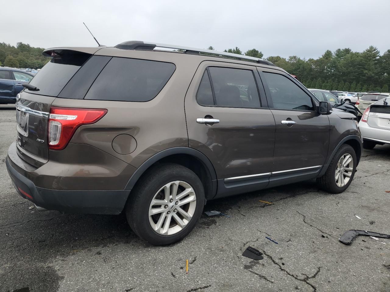 2015 Ford Explorer Xlt - Фото 3
