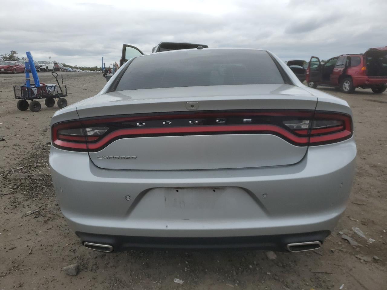 2021 Dodge Charger Sxt - Фото 6