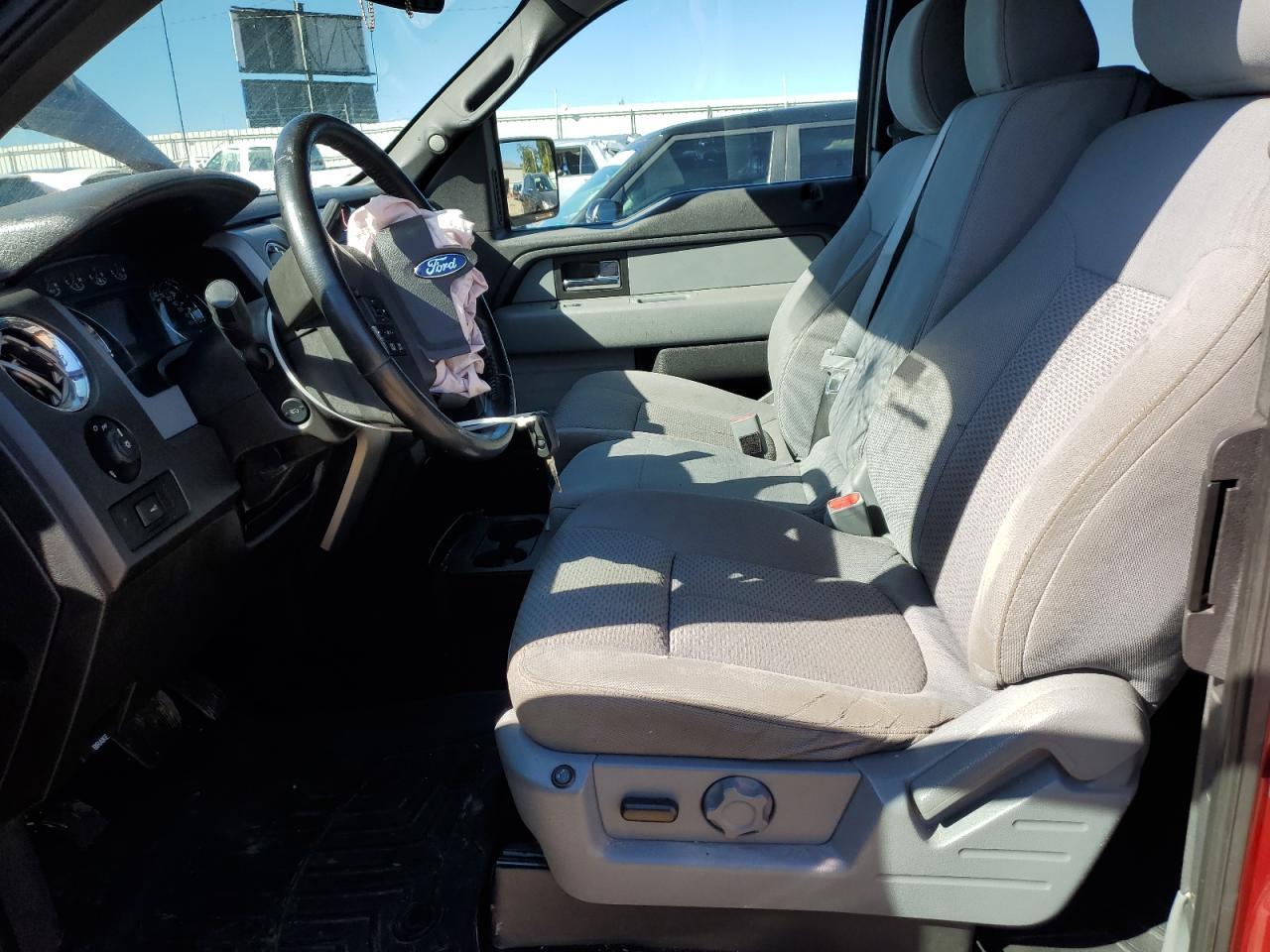 2013 Ford F150 Super Cab - Фото 7