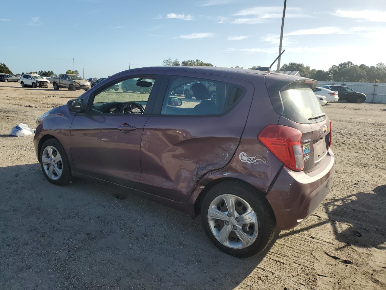 2021 Chevrolet Spark Ls - Фото 2
