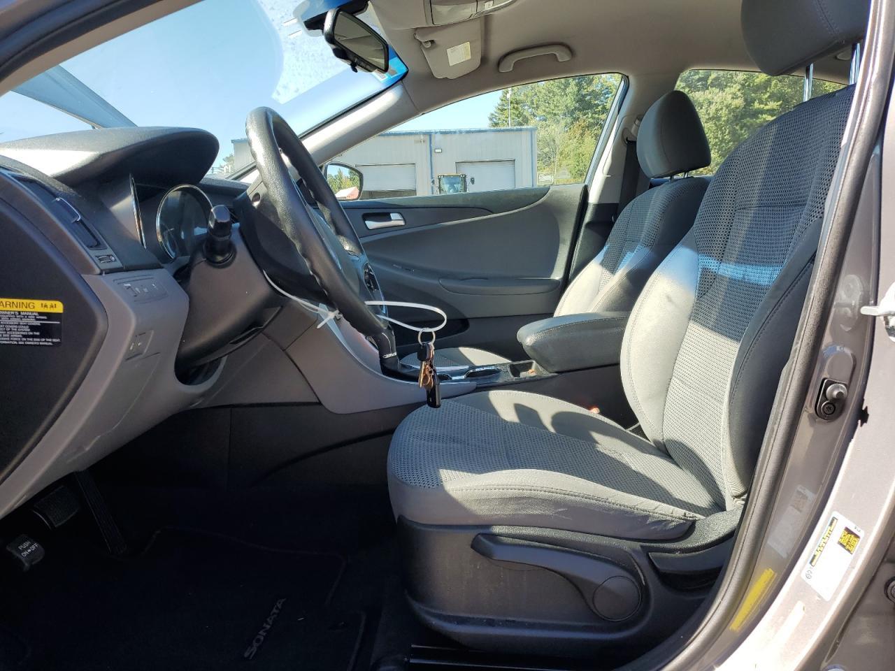 2012 Hyundai Sonata Gls - Image 7