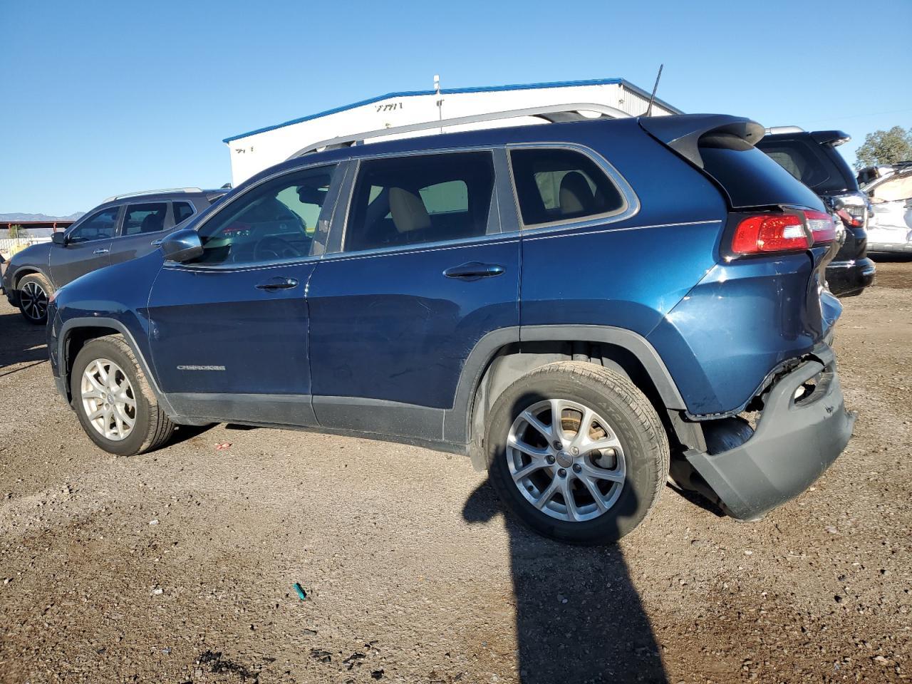 2018 Jeep Cherokee Latitude - Фото 2