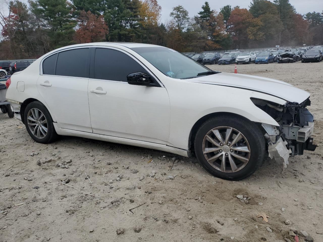 2015 Infiniti Q40 - Фото 4