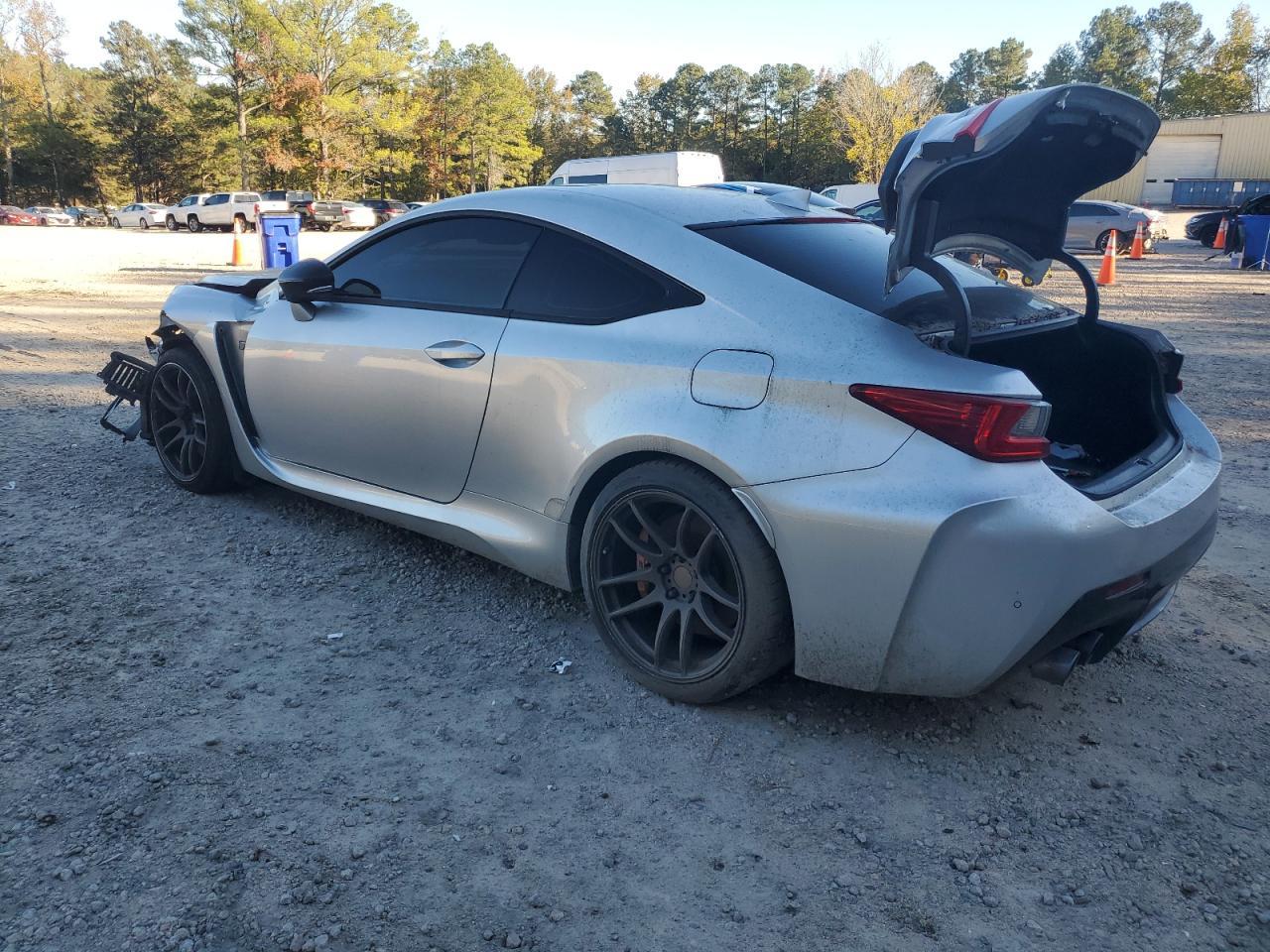 2017 Lexus Rc-F - Image 2