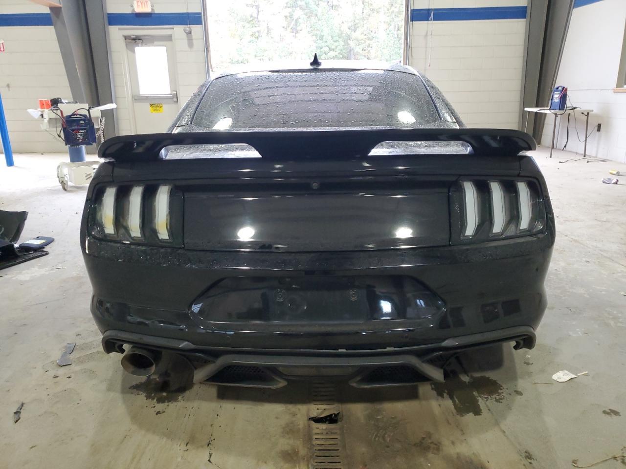 2021 Ford Mustang - Фото 6