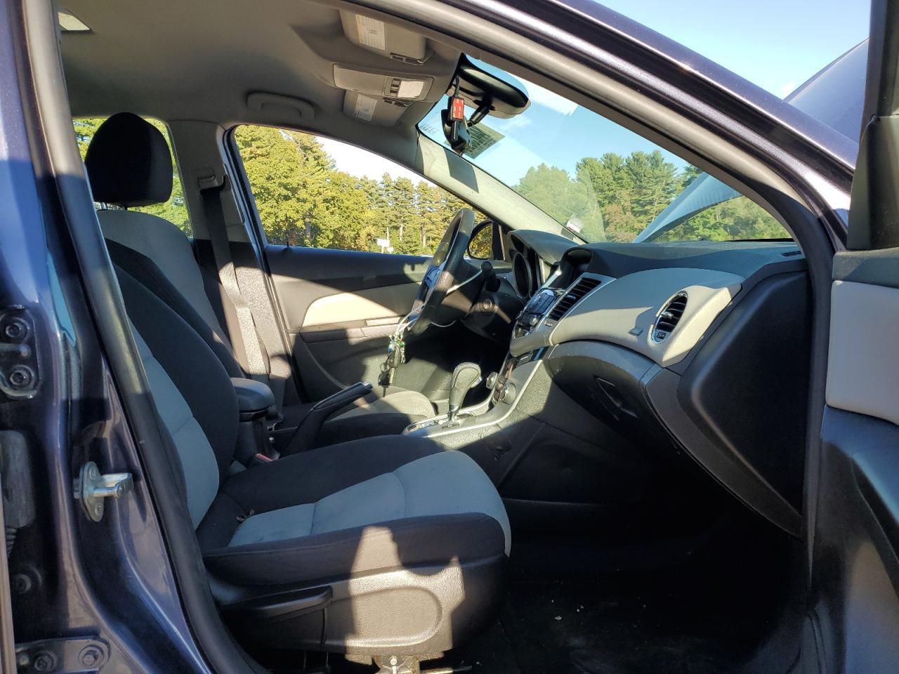 2014 Chevrolet Cruze Ls - Фото 7