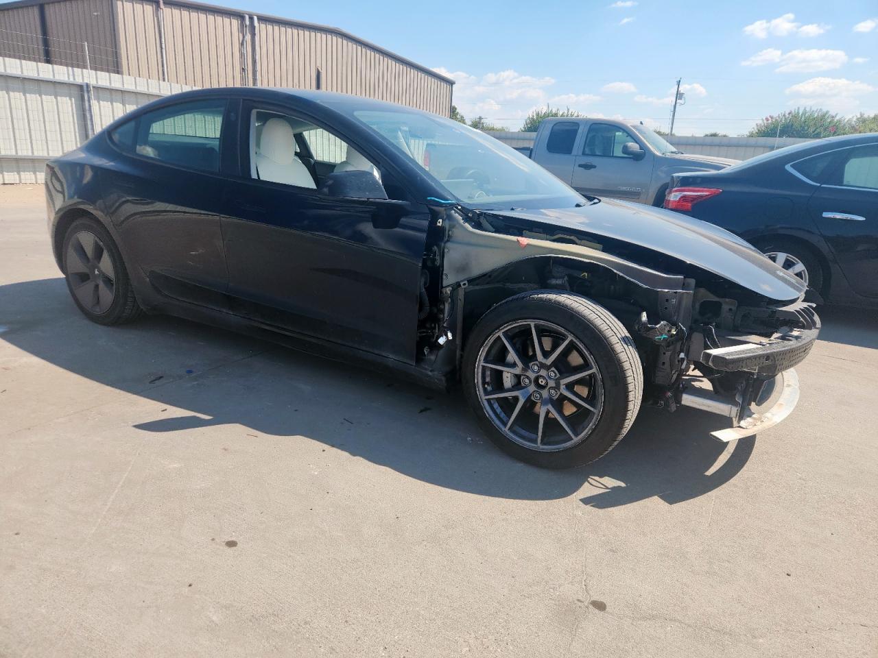 2021 Tesla Model 3 - Фото 4