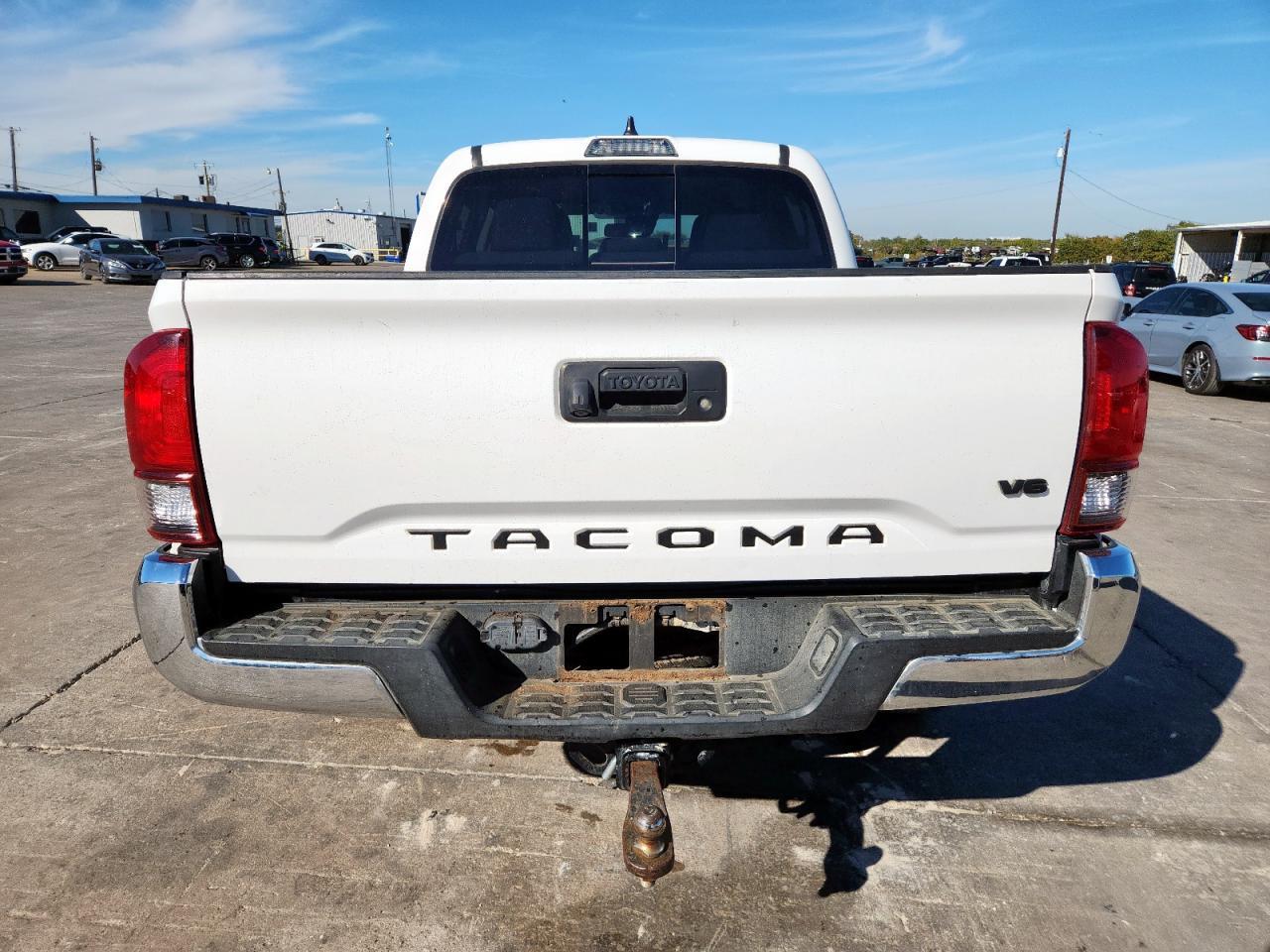 2023 Toyota Tacoma Double Cab - Image 6