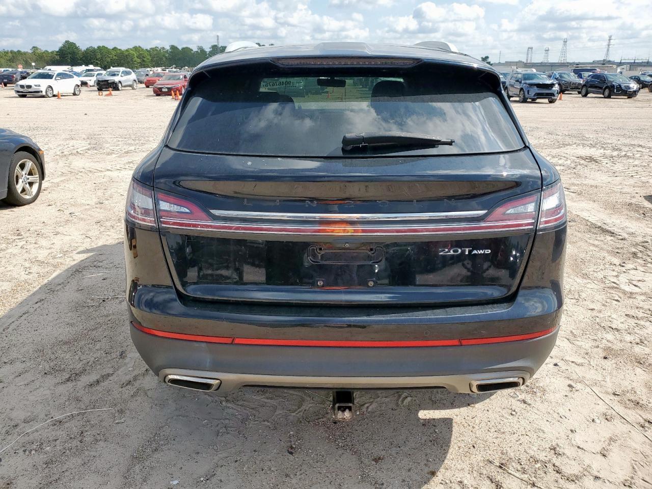 2020 Lincoln Nautilus Reserve - Image 6