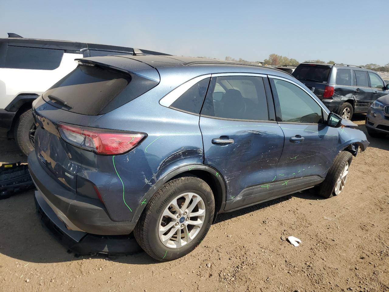 2020 Ford Escape Se - Фото 3