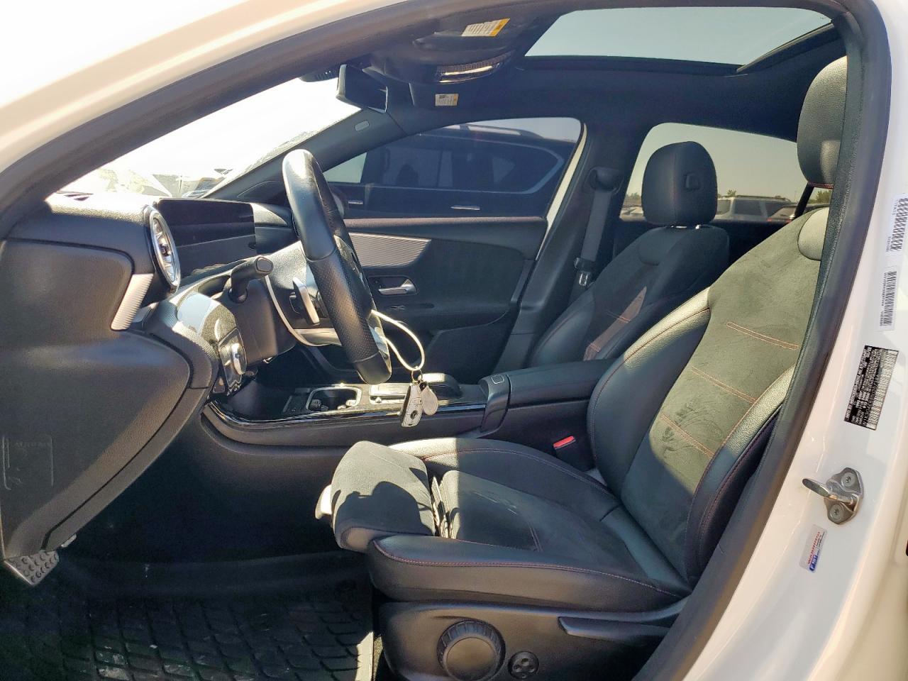 2022 Mercedes-Benz A 220 - Фото 7