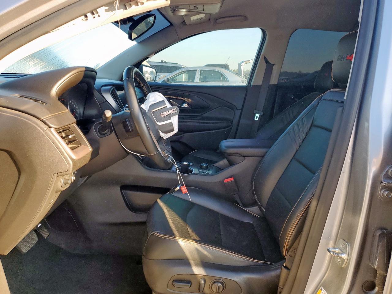 2024 GMC Terrain At4 - Image 7