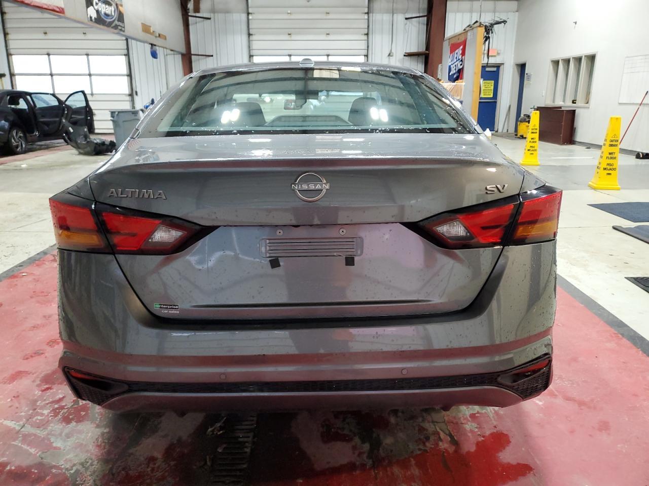 2023 Nissan Altima Sv - Фото 6