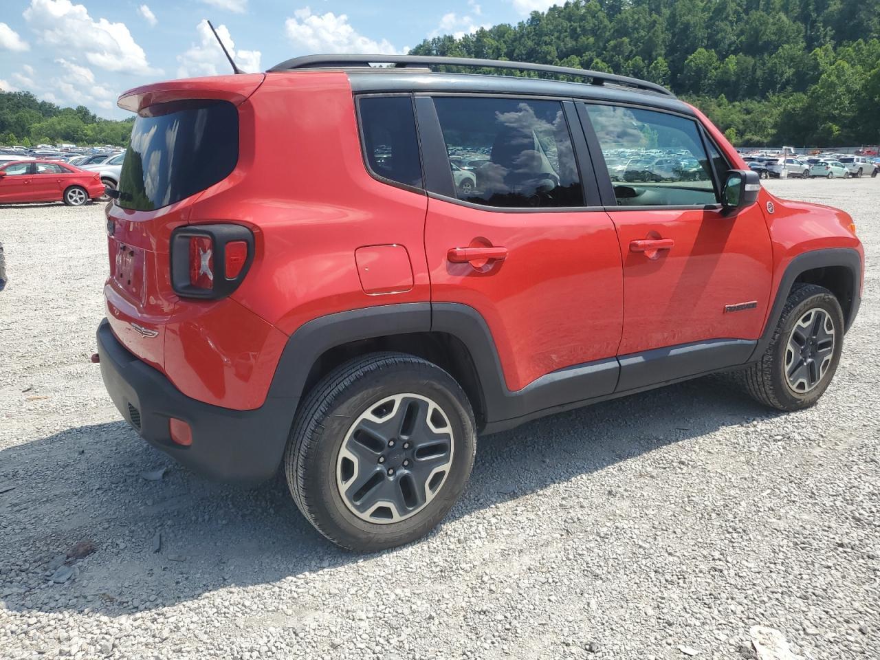 2016 Jeep Renegade Trailhawk - Фото 3