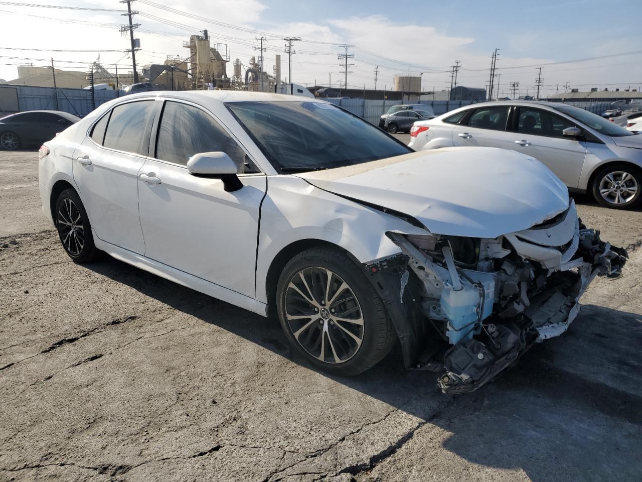 2019 Toyota Camry L - Фото 4