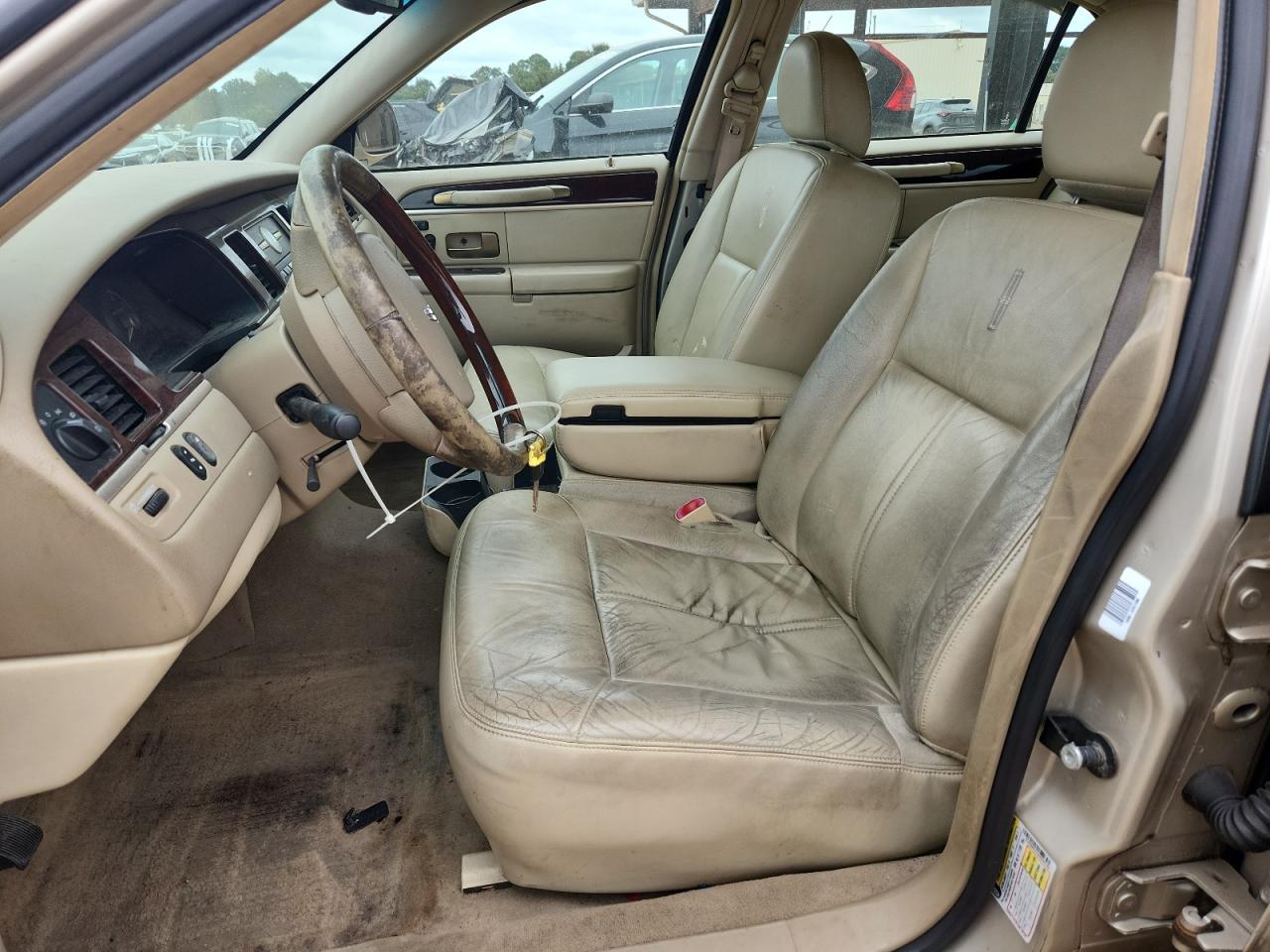 2009 Lincoln Town Car Signature Limited - Фото 7