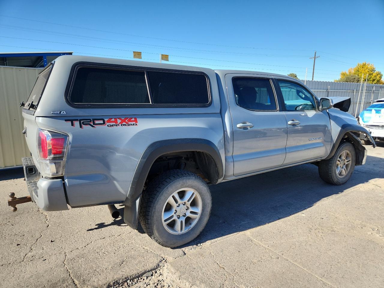 2020 Toyota Tacoma Double Cab - Image 3